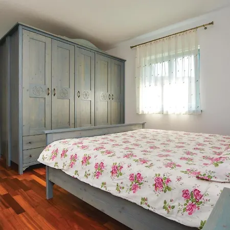 Gorgeous In With Wifi