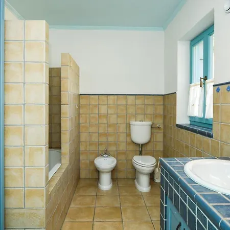 Gorgeous In With Wifi Počitniška hiša Koper