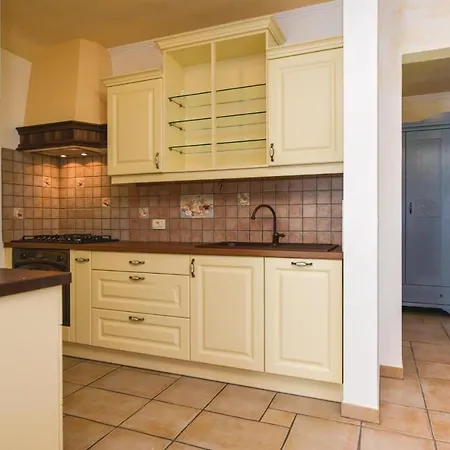 Vikendica Gorgeous In With Wifi Koper