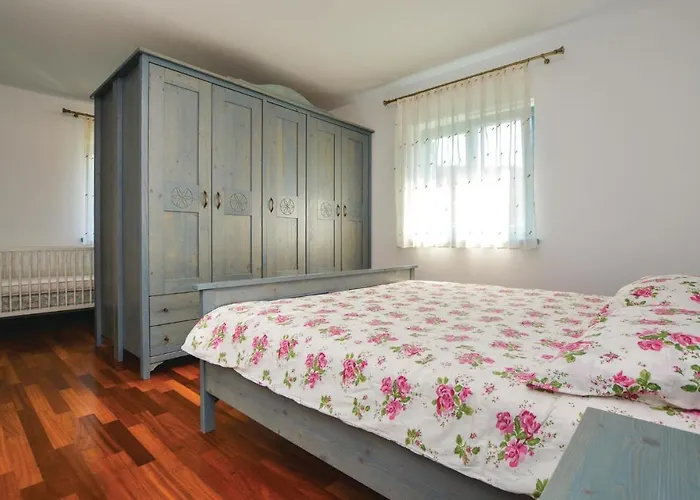 Gorgeous In With Wifi